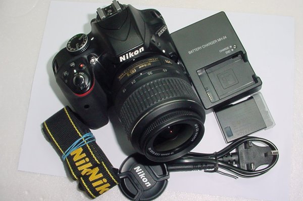 Nikon D3300 24.2MP Digital SLR Camera with AF-P DX 18-55mm F/3.5-5.6 G Zoom Lens