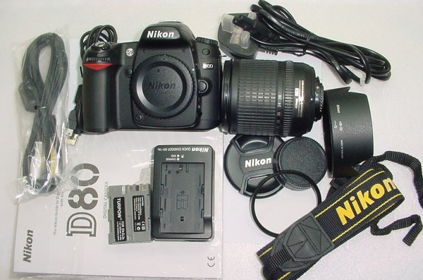 Nikon D80 DSLR Camera 10.2MP with Nikon 18-135mm f/3.5-5.6G ED AF-S DX Zoom Lens