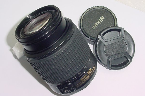 Nikon 55-200mm F/4-5.6G ED AF-S DX Auto Focus Zoom Lens