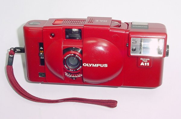 Olympus XA 3 DX 35mm Film Camera with Zuiko 35mm F/3.5 Lens + A11 Flash in Red