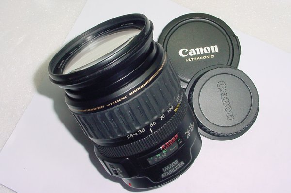 Canon 28-135mm F/3.5-5.6 EF IS USM Auto Focus Zoom Lens