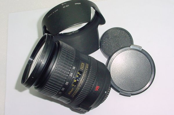 Nikon 18-200mm F/3.5-5.6 G ED AF-S DX VR Auto Focus Zoom Lens