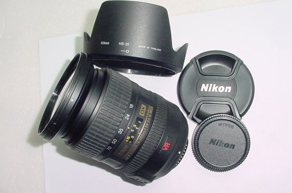 Nikon 18-200mm F/3.5-5.6 G ED AF-S DX VR Auto Focus Zoom Lens