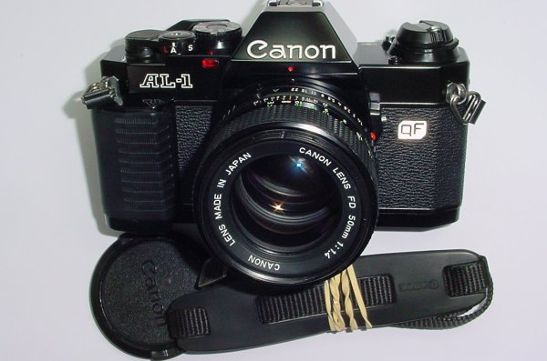 Canon AL-1 QF 35mm SLR Film Manual Camera + Canon 50mm F/1.4 FD Lens - Black