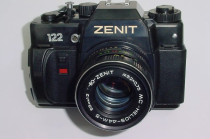 ZENIT 122 35mm Film SLR Manual Camera with 58mm F/2 Helios 44M-5 MC Lens