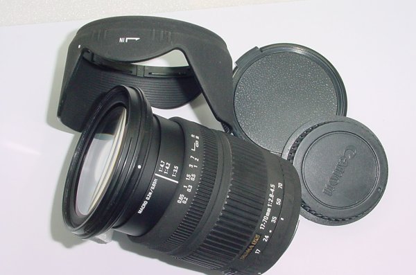 Sigma 17-70mm F/2.8-4.5 MACRO HSM DC AF Wide Angle Zoom Lens For Canon EF Mount