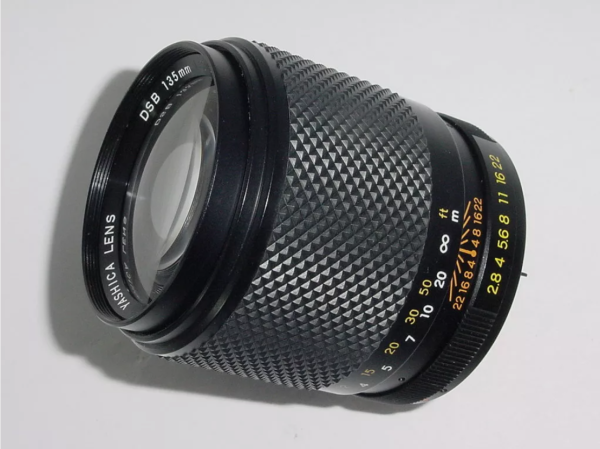 Yashica 135mm F/2.8 DSB Manual Focus Lens - Contax/Yashica Mount