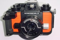 Nikon NIKONOS-V Film Camera + 35/2.5 Nikkor Lens + Sea & Sea YS-60 TTl/N Flash