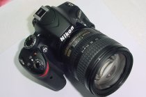 Nikon D3200 24.2MP DSLR Camera + 18-70mm F/3.5-4.5 DX Nikkor AF-S IF G ED Lens