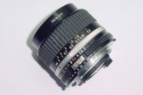 Nikon 24mm F/2 NIKKOR AIs Manual Focus Wide Angle Lens