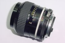 Nikon 105mm F/2.5 NIKKOR AI Manual Focus Portrait Lens