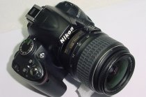 Nikon D3000 10.2MP Digital SLR Camera with 18-55mm F/3.5-5.6GII ED AF-S DX Lens