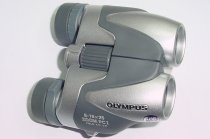 Olympus 8-16x25 Zoom PC I Field 4.5° - 2.9° Compact Binoculars