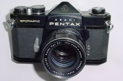 Pentax SPOTMATIC SP 35mm Film SLR Camera + Super-Takumar 55/1.8 Lens in Black Pentax SPOTMATIC SP 35mm Film SLR Camera + Super-Takumar 55/1.8 Lens in Black