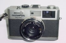 OLYMPUS 35 RC Rangefinder 35mm Film Camera 42mm F/2.8 E.Zuiko Lens