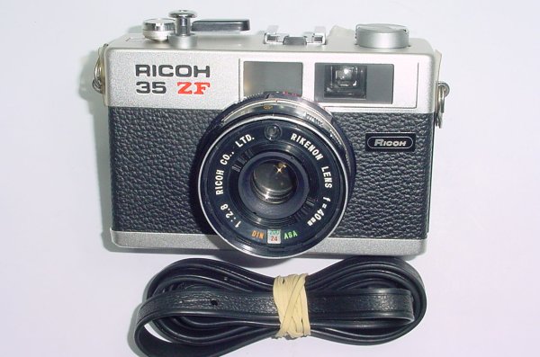 RICOH 35 ZF 35mm Film Manual Camera RIKENON 40mm F2.8 Lens