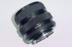 Minolta 24-35mm F/3.5 MD Manual Focus Wide Angle Zoom Lens - Excellent