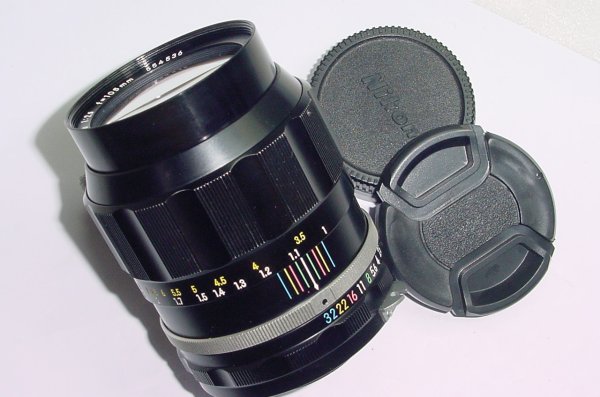 Nikon 105mm F/2.5 Auto NIKKOR-P.C Pre-AI Manual Focus Portrait Lens - Excellent