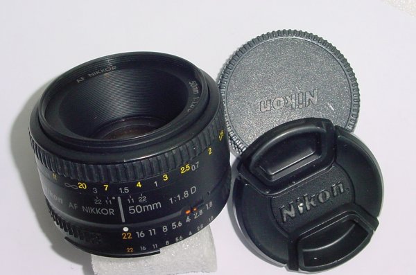 Nikon 50mm F/1.8 NIKKOR AF Auto Focus Standard Lens - Excellent