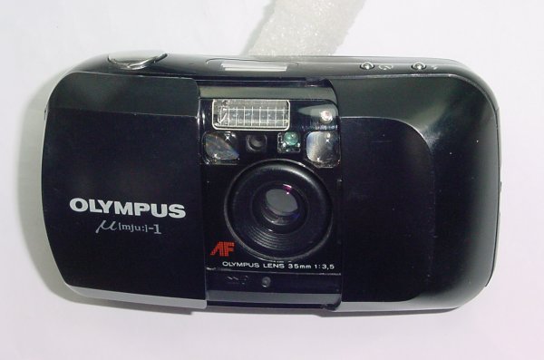 Olympus U [mju:] Muji-1 35mm Film Point & Shoot Compact Camera 35/3.5 Lens