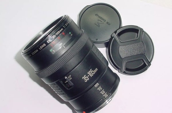 Canon 35-105mm F/3.5-4.5 EF Auto Focus Zoom Lens