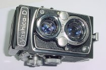 YASHICA - D TLR 120 Medium Format Film Camera with 80mm F/3.5 Lens