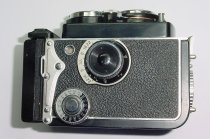 YASHICA - D TLR 120 Medium Format Film Camera with 80mm F/3.5 Lens