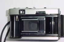 Olympus Trip 35 Film Compact Camera with Olympus 40mm F/2.8 D.Zuiko Lens