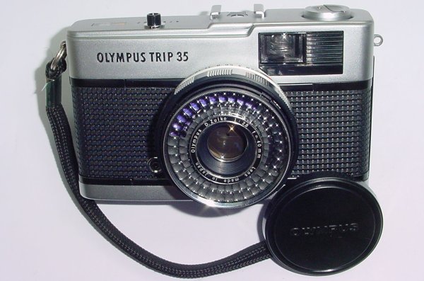 Olympus Trip 35 Film Compact Camera with Olympus 40mm F/2.8 D.Zuiko Lens