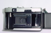 Olympus Trip 35 Film Compact Camera with Olympus 40mm F/2.8 D.Zuiko Lens