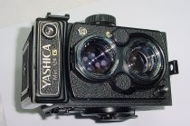 YASHICA Mat-124 G TLR 120 Medium Format Film Camera with 80mm F/3.5 TWIN Lens