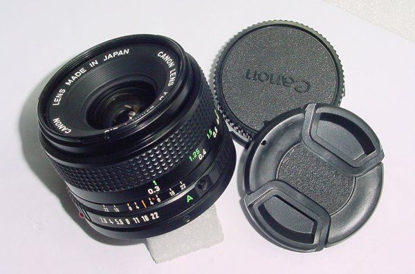 Canon 28mm F/2.8 FD Wide Angle Manual Focus Lens