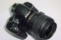 Nikon D3000 10.2MP Digital SLR Camera with Nikon AF-S 18-55mm VR Lens