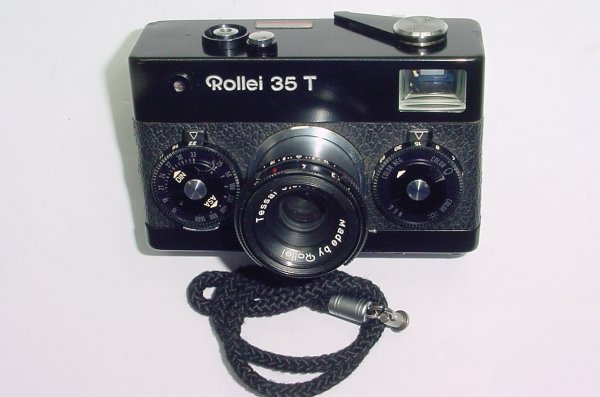 Rollei 35 T 35mm Film Manual Camera with Carl Zeiss Tessar 40mm F/3.5 Lens